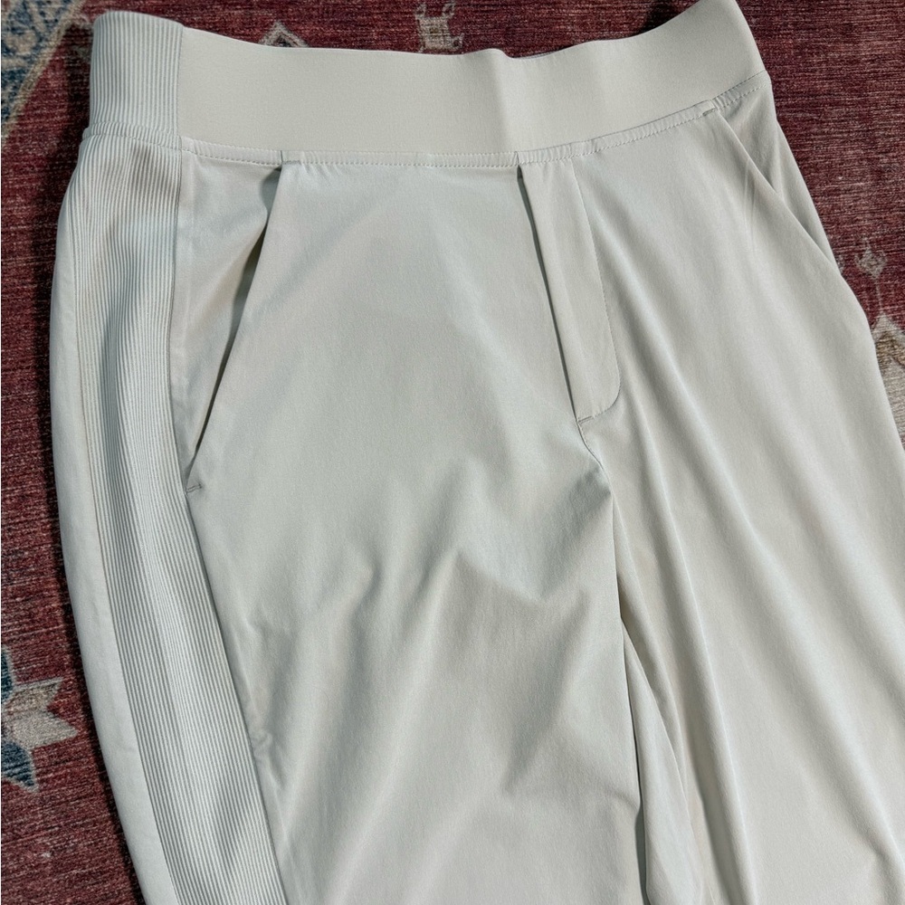 ATHLETA Brooklyn Mid Rise Ankle Pant Size 4 - Picture 11 of 13